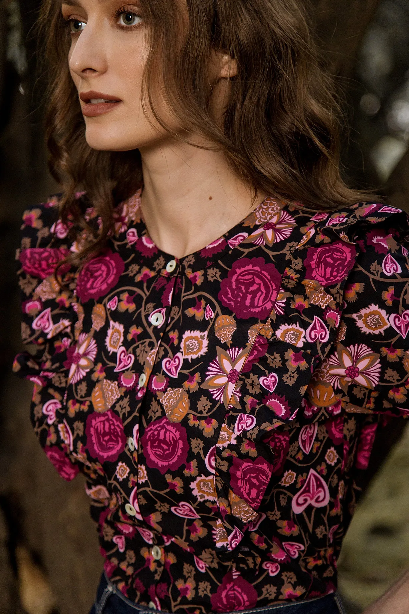 1674 Johanna Top