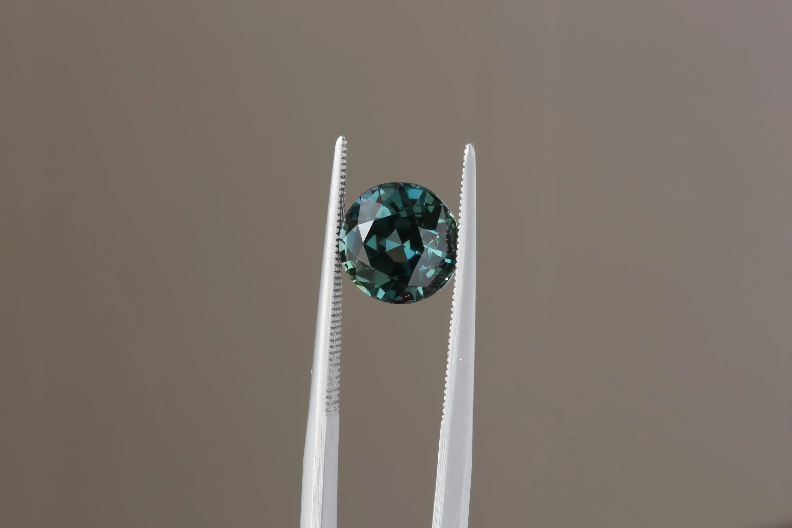 2.66 Carat Natural Round Green Teal Sapphire