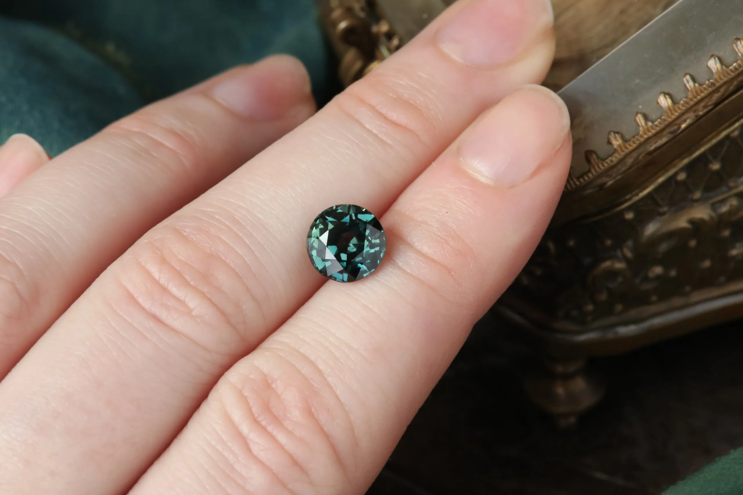 2.66 Carat Natural Round Green Teal Sapphire