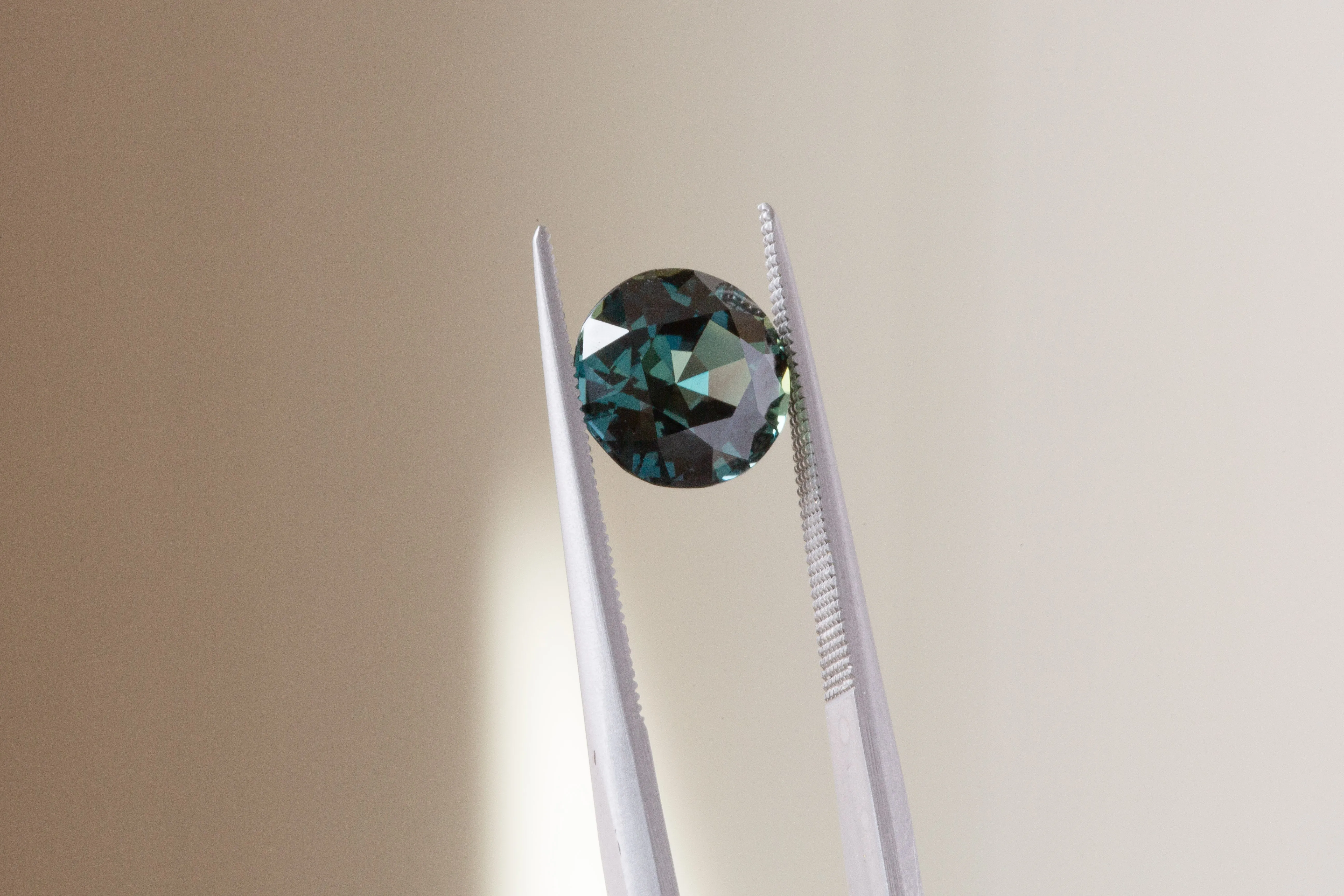 2.66 Carat Natural Round Green Teal Sapphire
