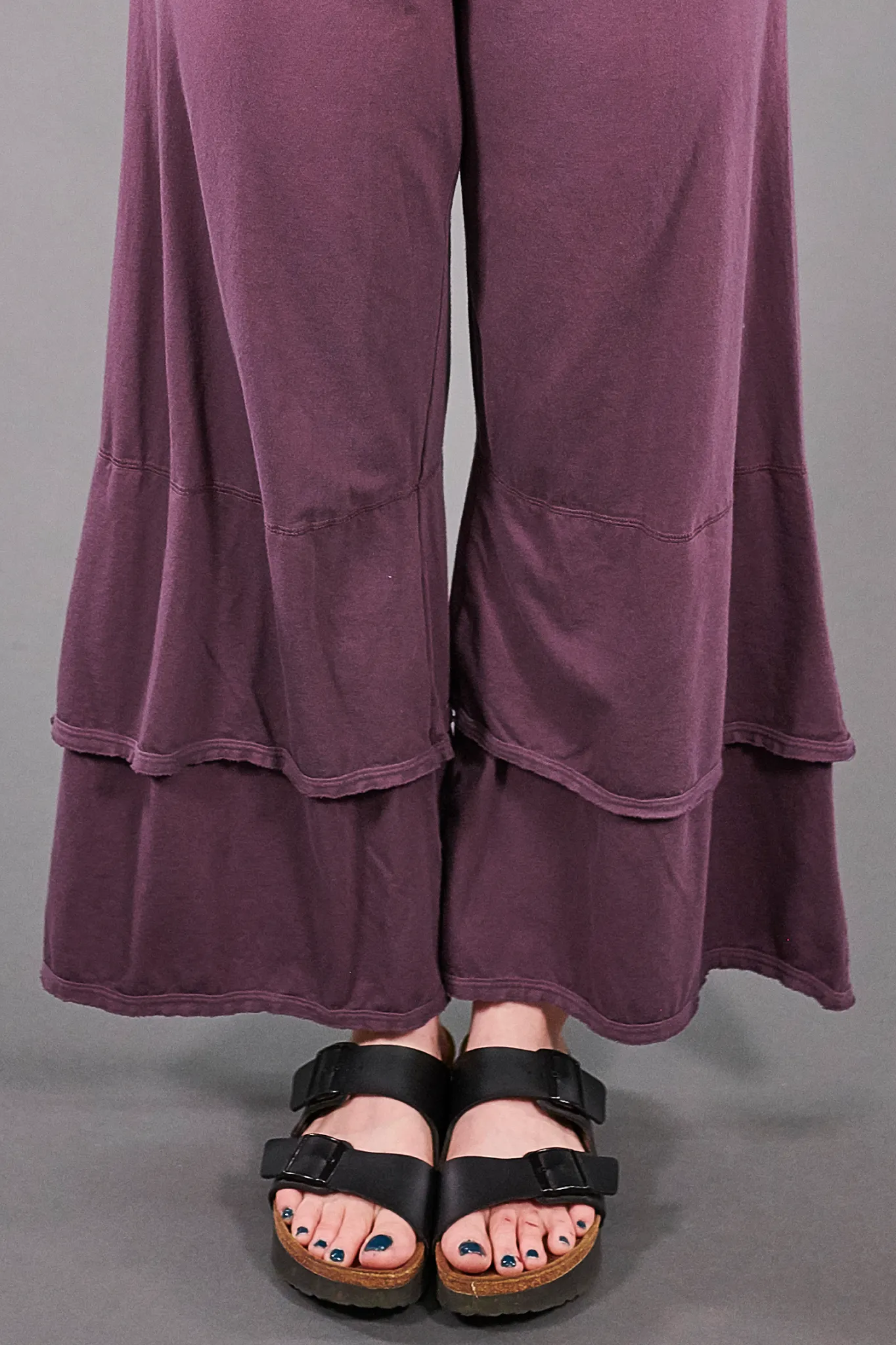 3239 Roll Over Petaloon Clove-U