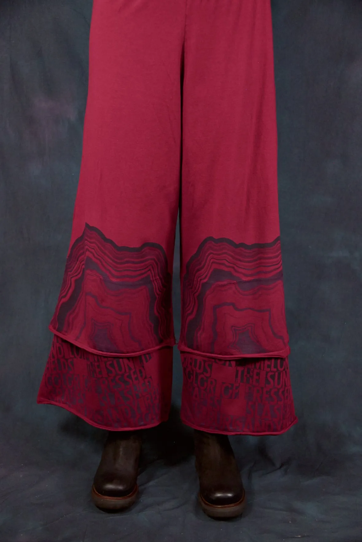 3239 Wide Crop Petaloon Rosso-P