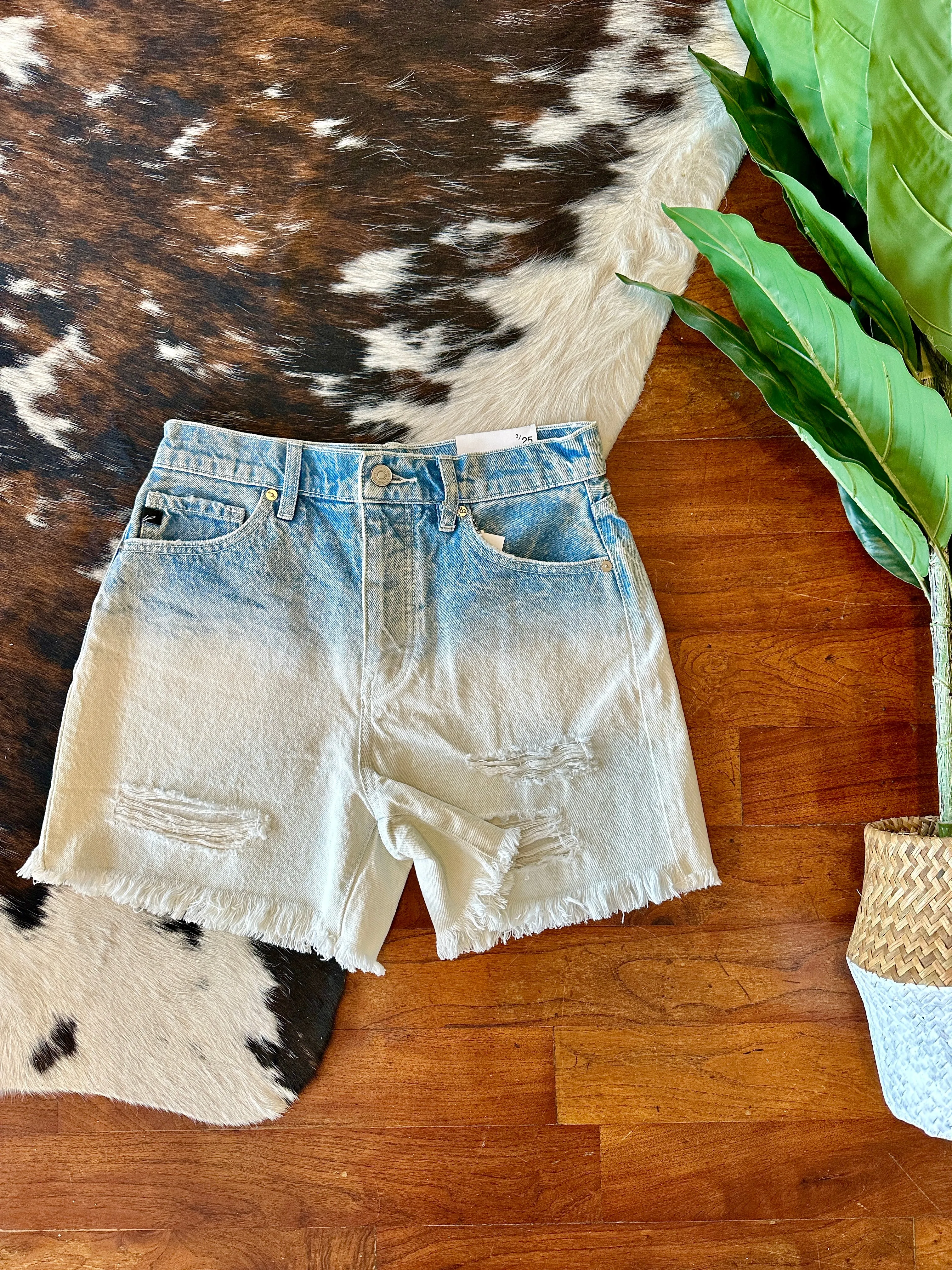 60% Off - Ombre KanCan Shorts
