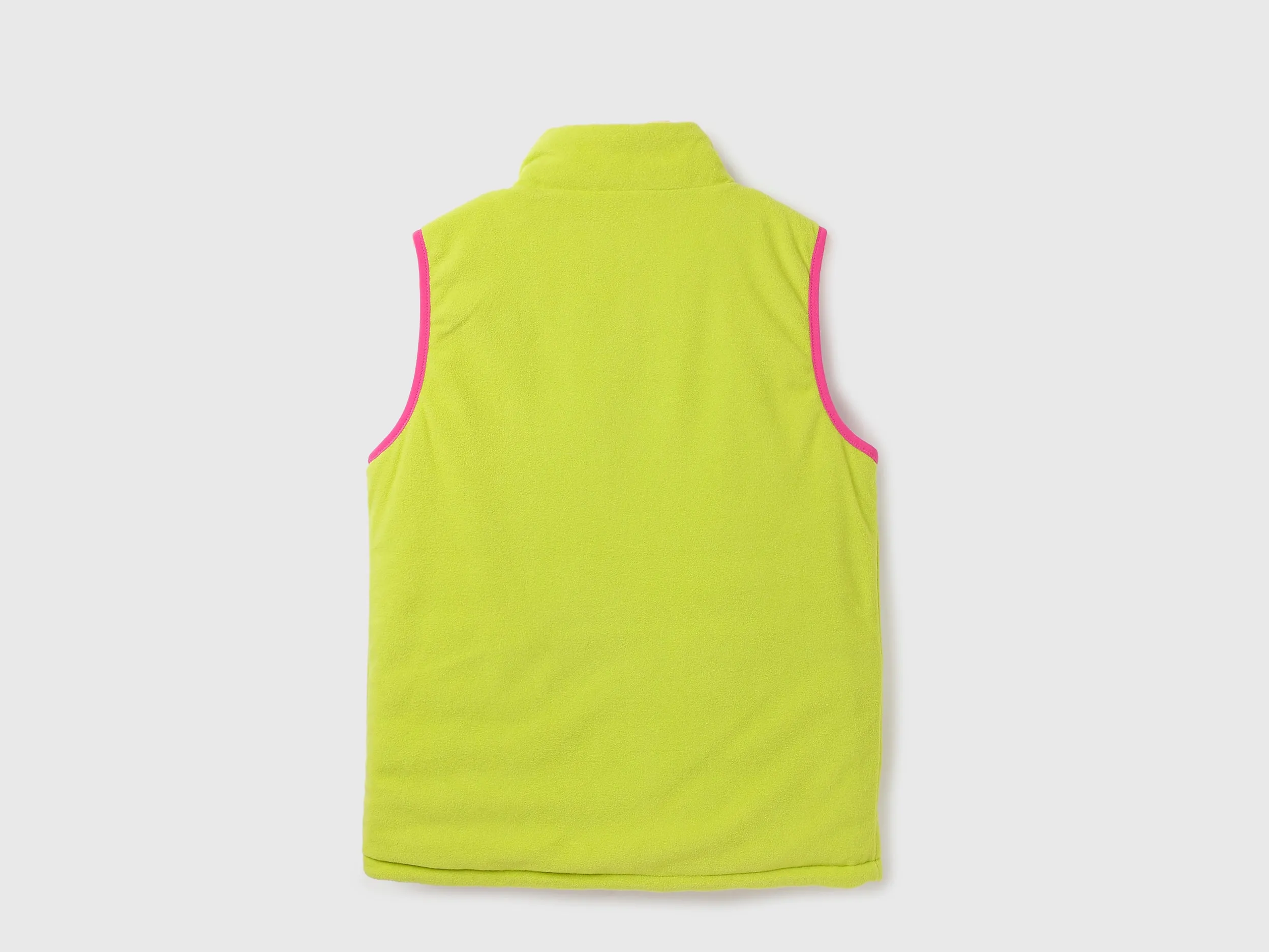 Boy's Regular Fit Sleeveless Reversible Jacket