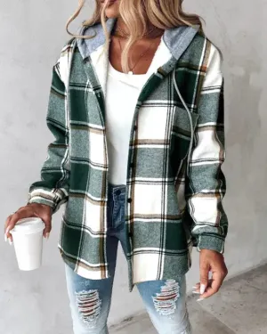 Checked coat with hood - Cozy and warm for winter
