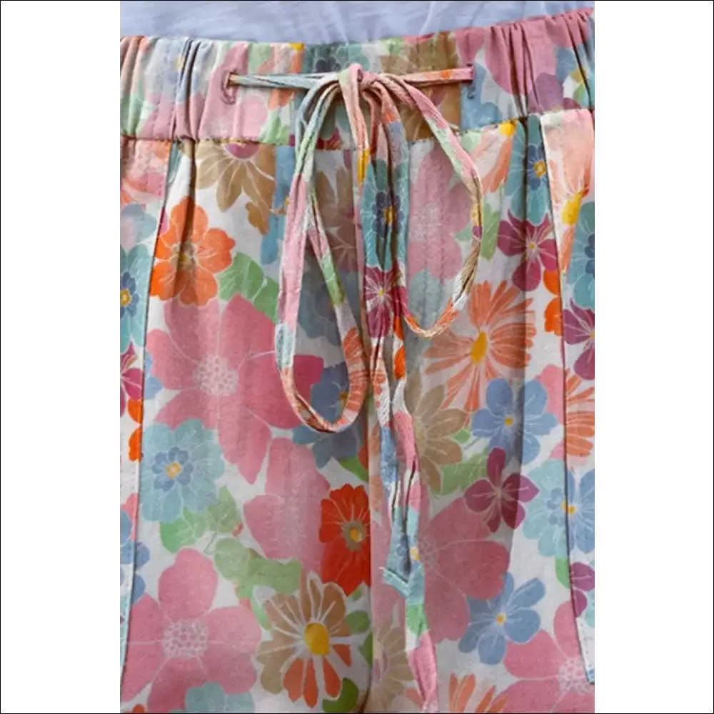 Chic Drawstring Printed Shorts with Pockets