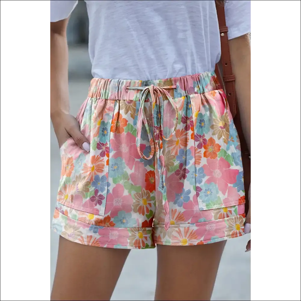 Chic Drawstring Printed Shorts with Pockets
