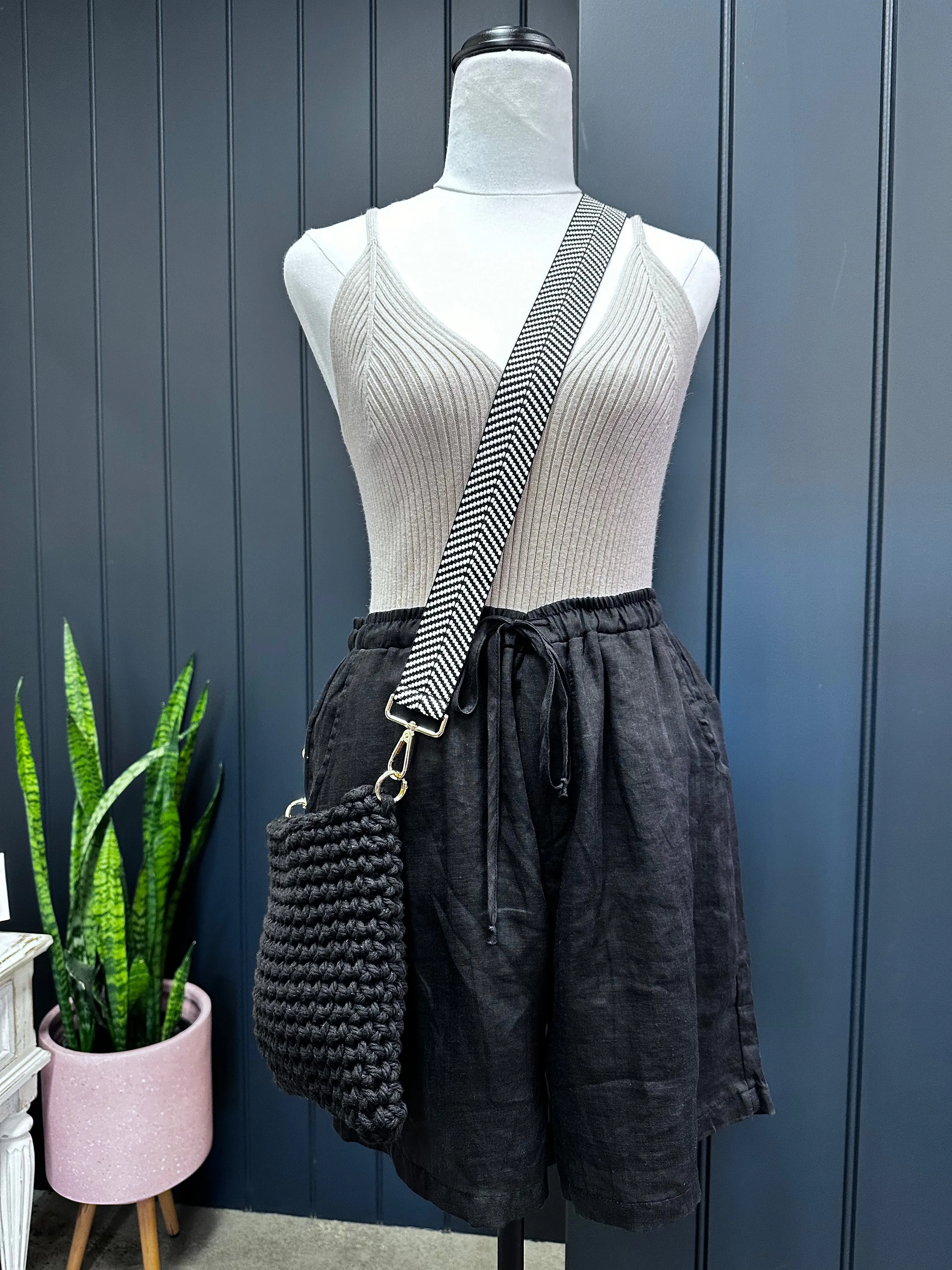 Coastal Linen Shorts Black