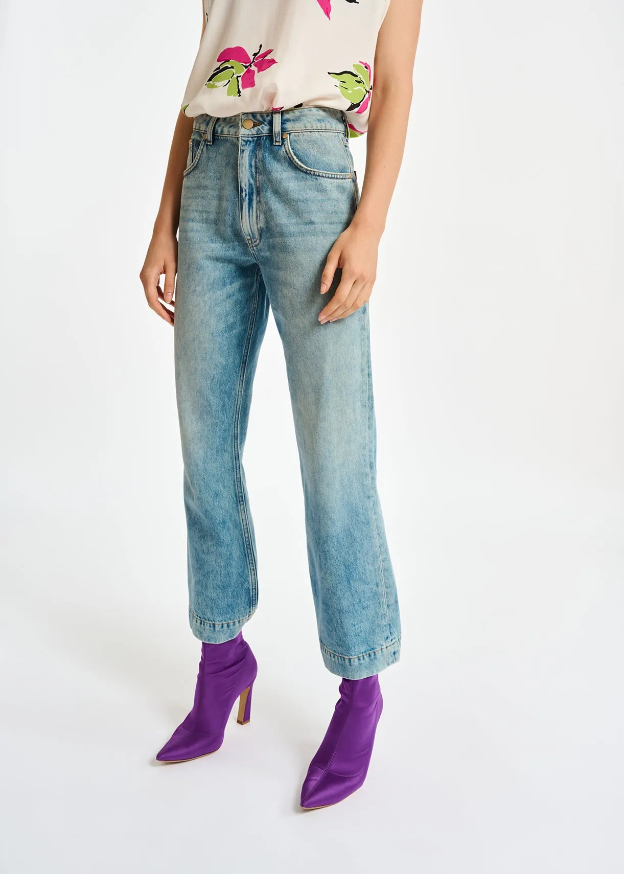 Cropped high-rise blue jeans