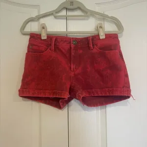 DL1961 red acid wash jean Stella shorts​​​
