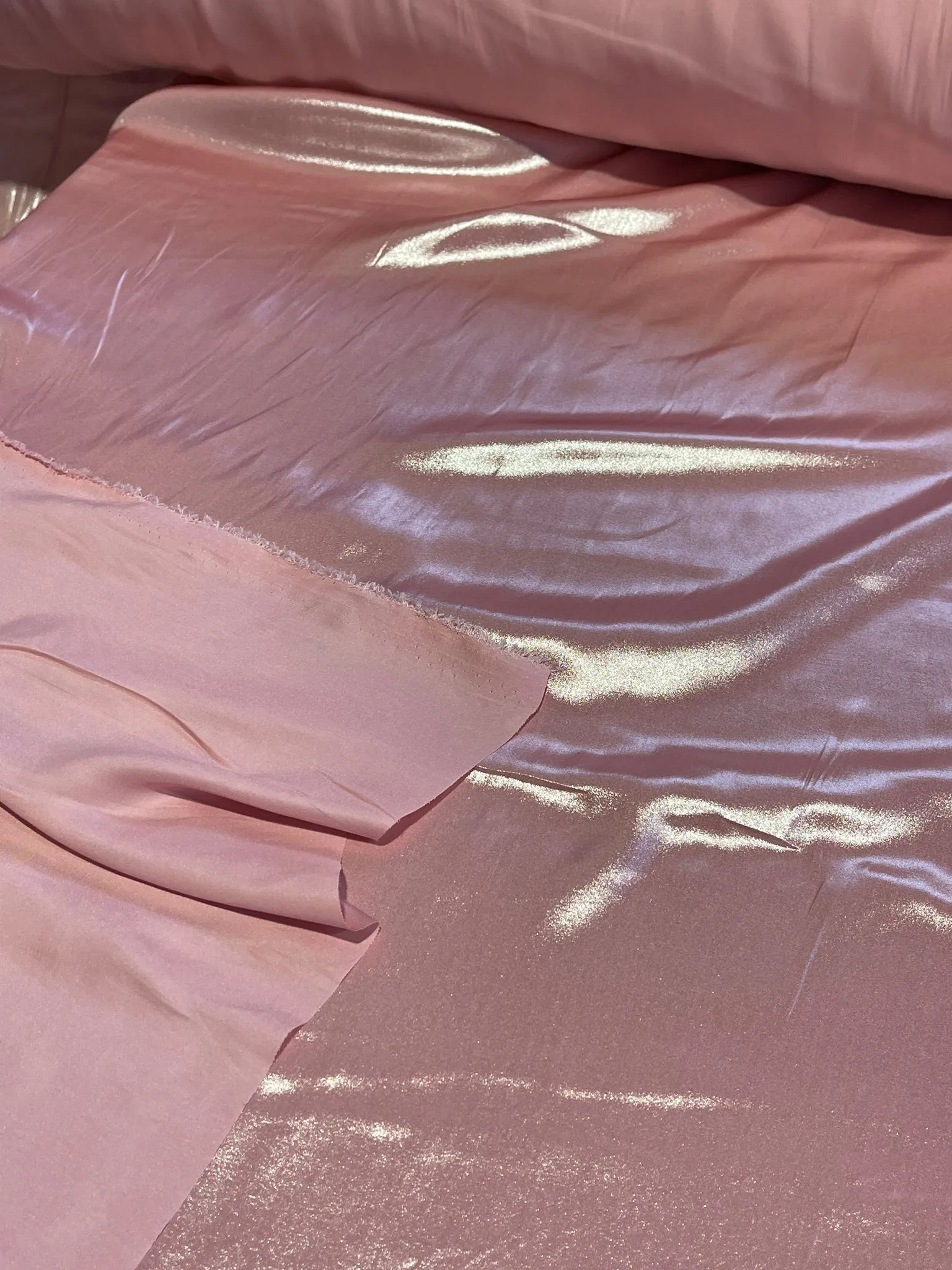E02 LUX intense pink shiny polyester fabric