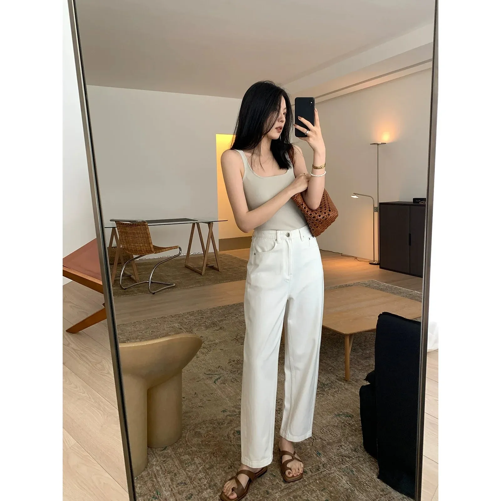 Eco-friendly Washed Elastic Jeans