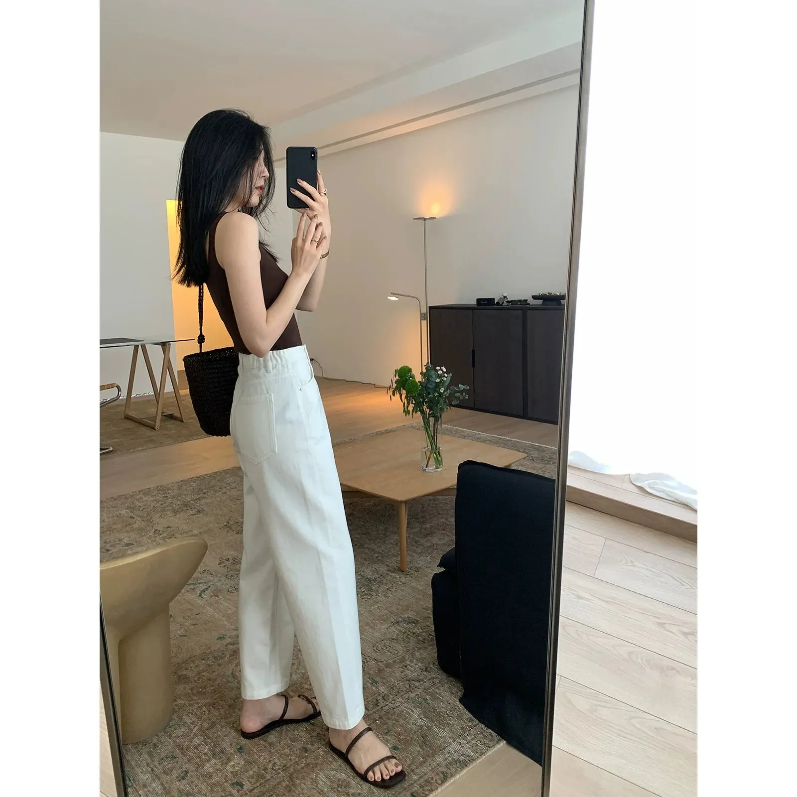 Eco-friendly Washed Elastic Jeans