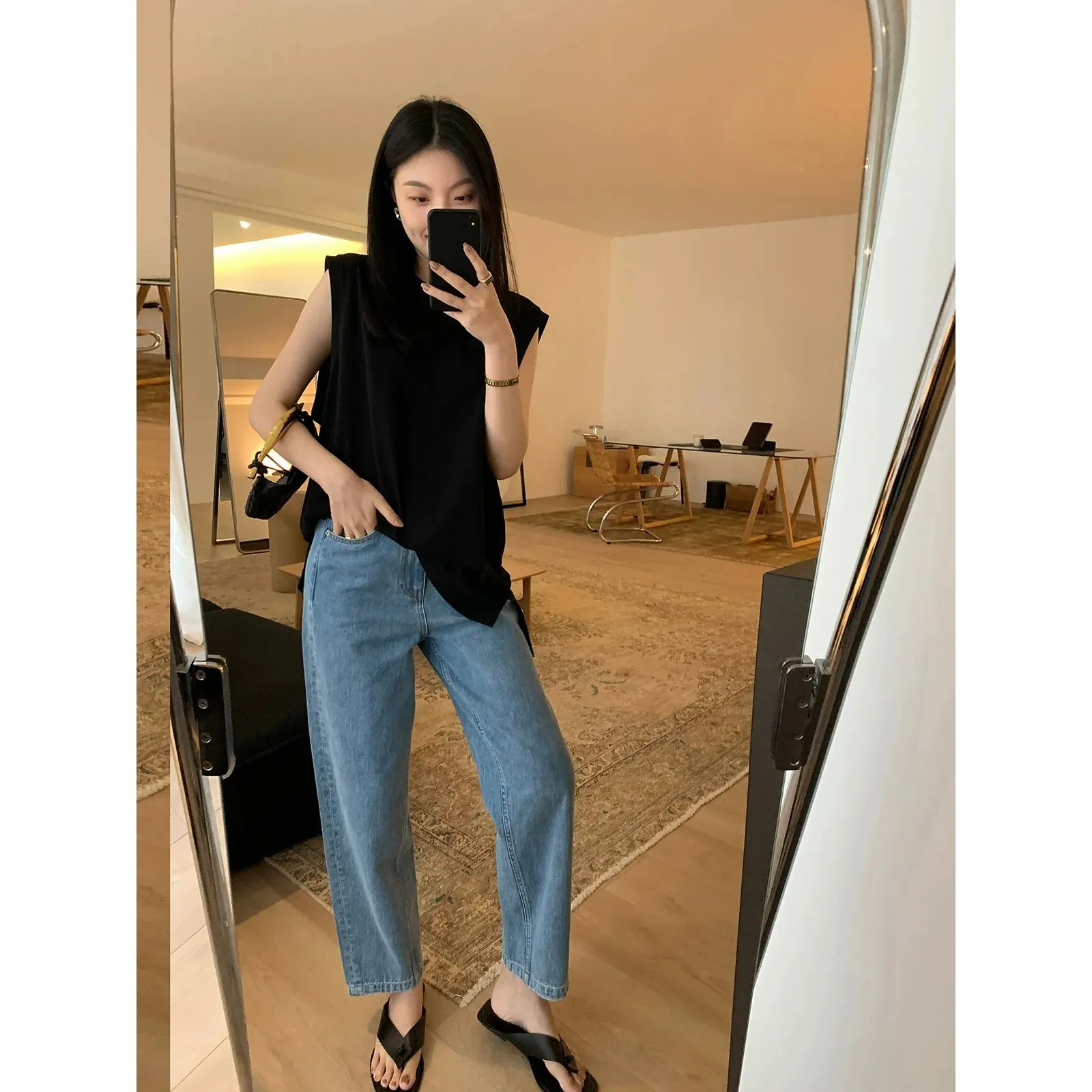 Eco-friendly Washed Elastic Jeans