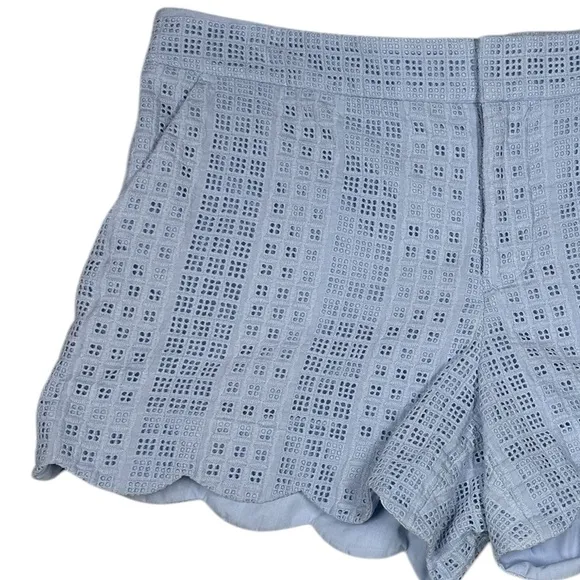 Elite Tahari Blue Lace Eyelet Scalloped Hem Shorts Size 10 Color Sky White