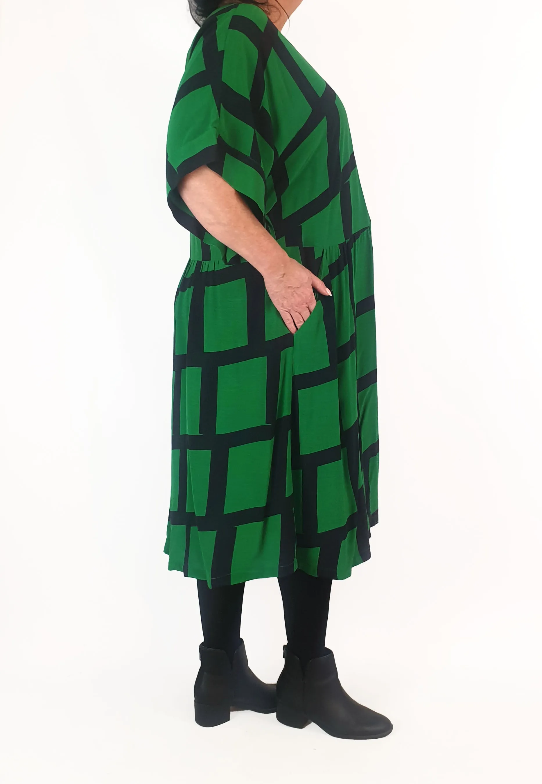 Elk green and black print dress size 18