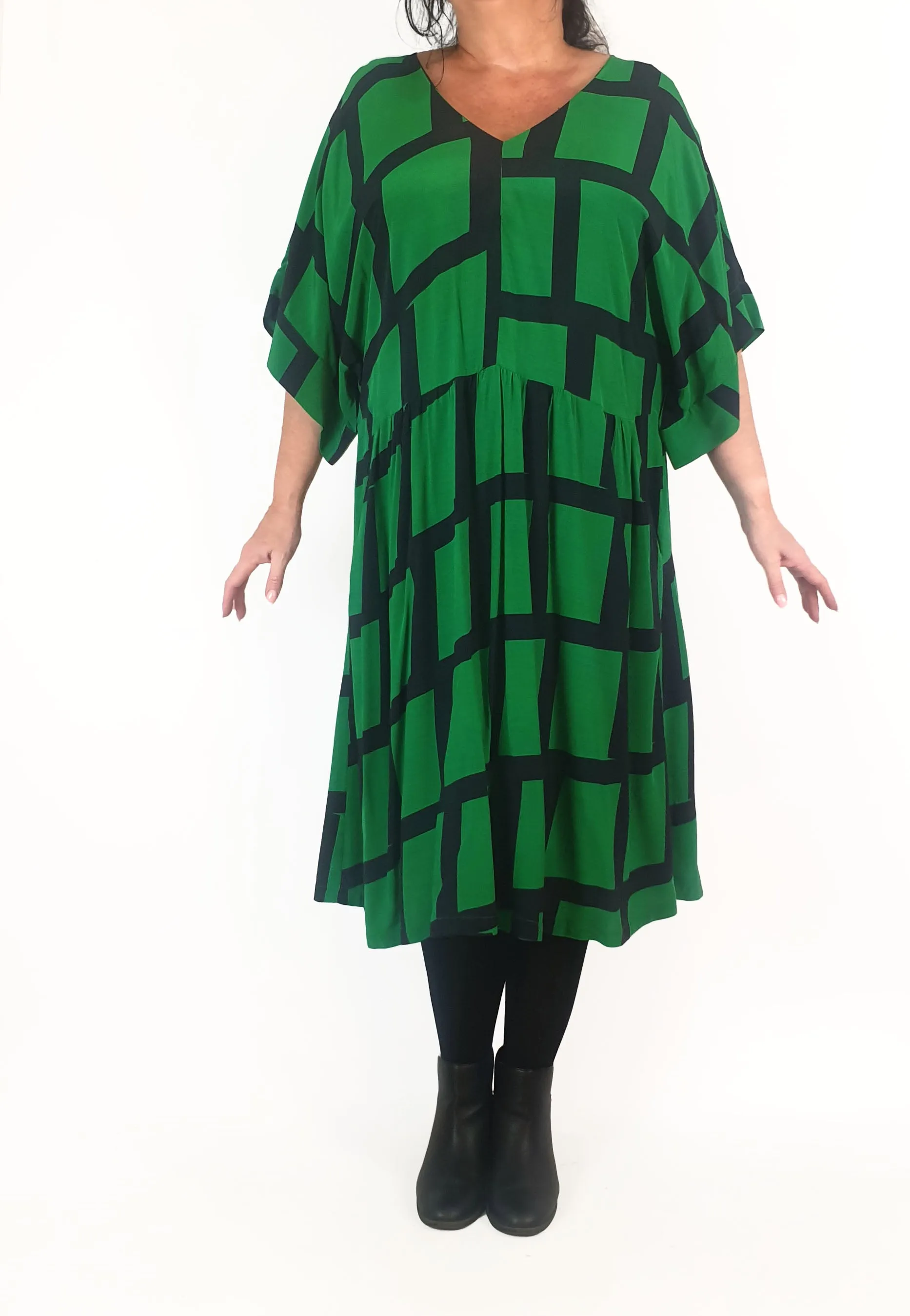 Elk green and black print dress size 18