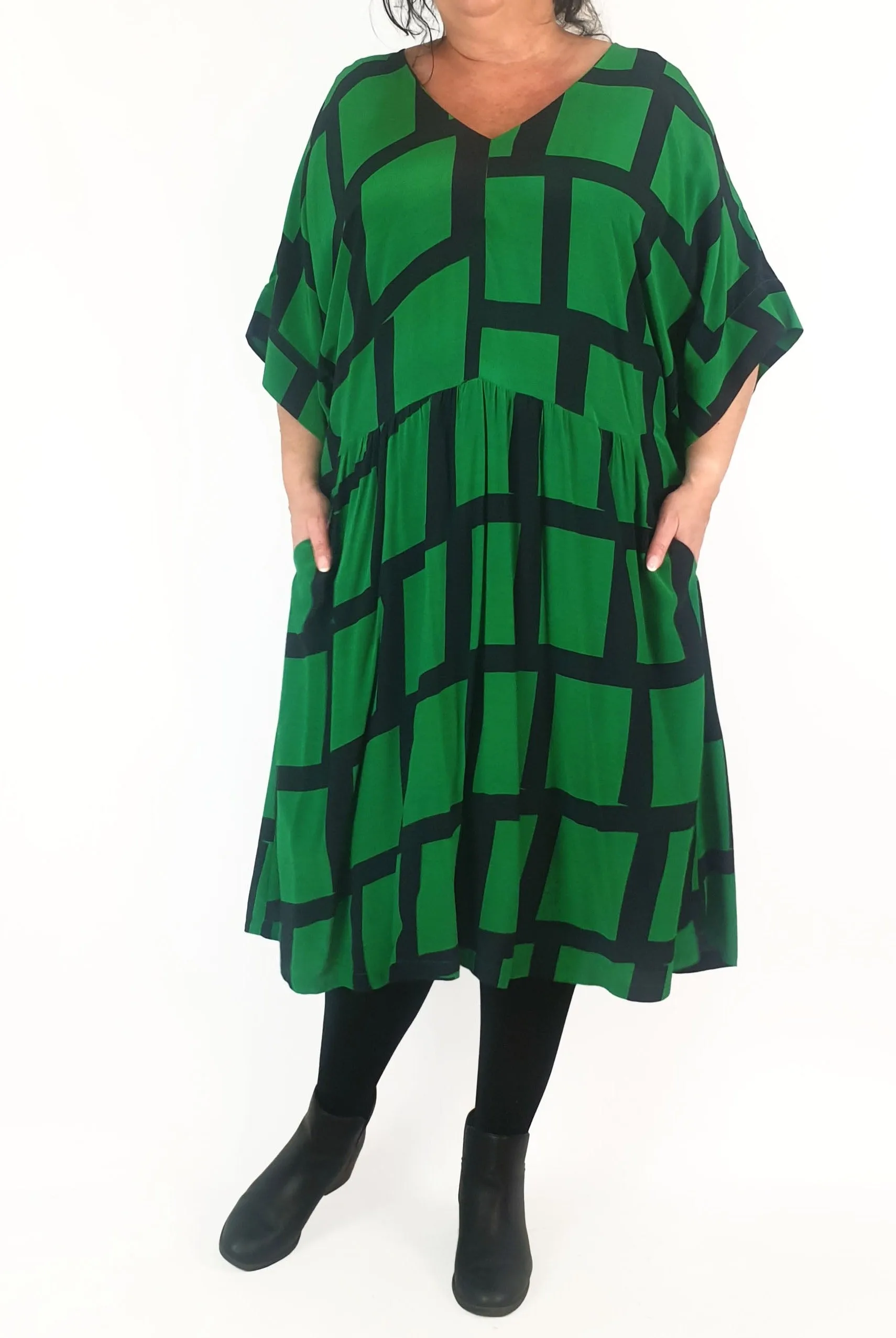 Elk green and black print dress size 18