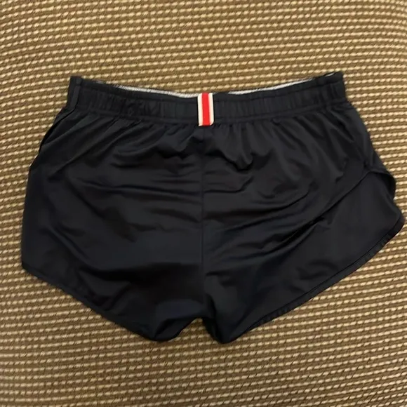 EUC Tracksmith Twilight split shorts size small