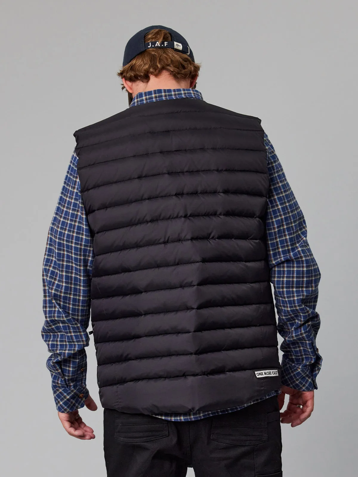 FENDER PUFFER VEST - BLACK
