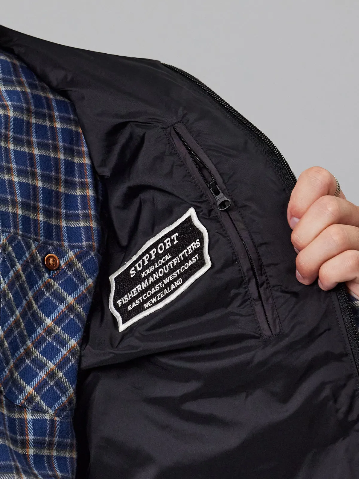 FENDER PUFFER VEST - BLACK