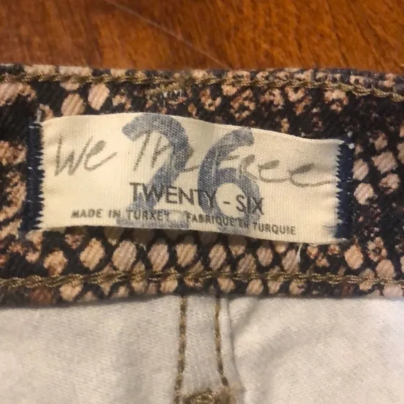 Free People We The Free Snakeskin Print Jeans Size 26 NWT