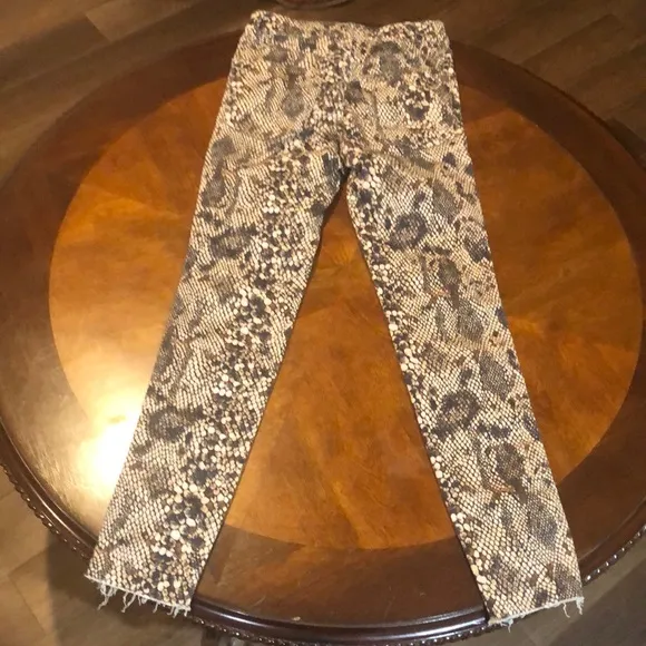 Free People We The Free Snakeskin Print Jeans Size 26 NWT