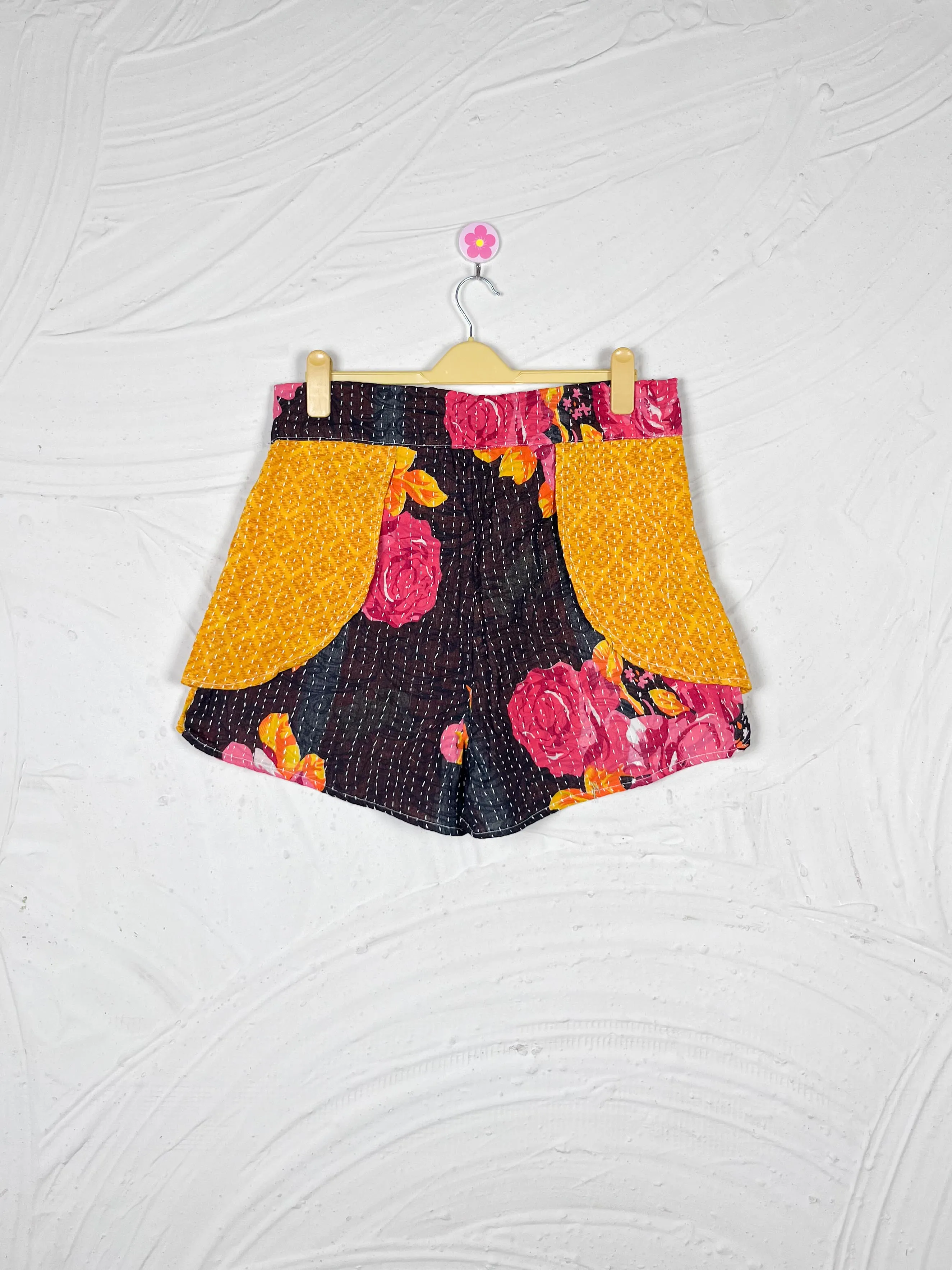 Happy Dance Shorts DCOSSH  M 14
