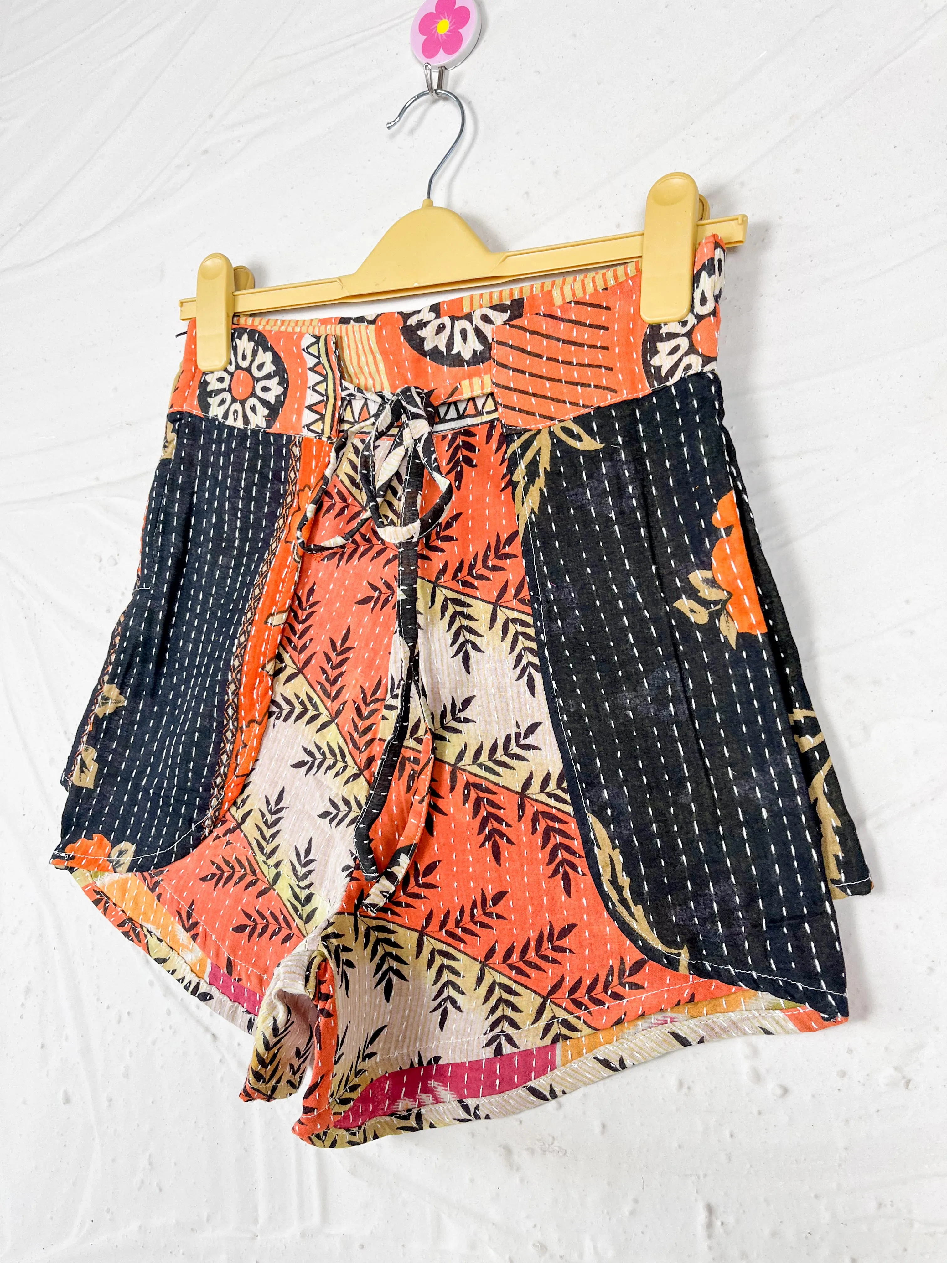 Happy Dance Shorts DCOSSH  S 22