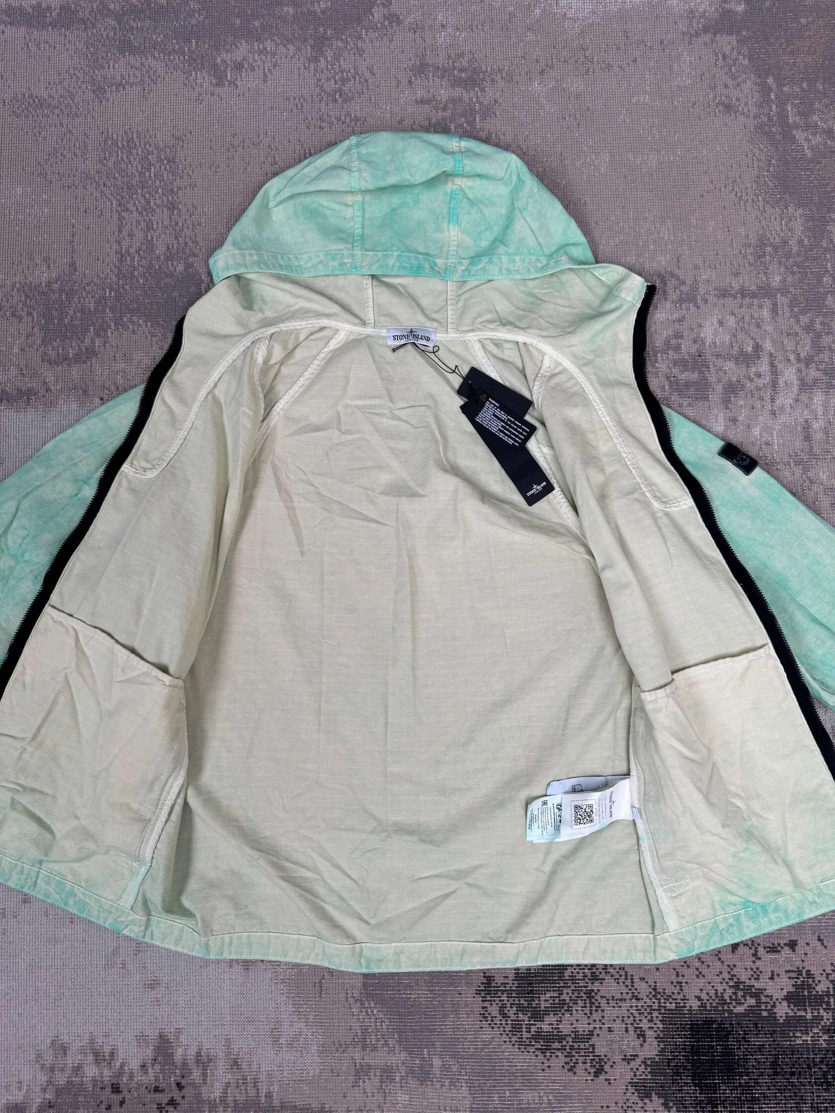 JUNIOR - Stone Island Dust Effect Jacket - Light Green (Unused)