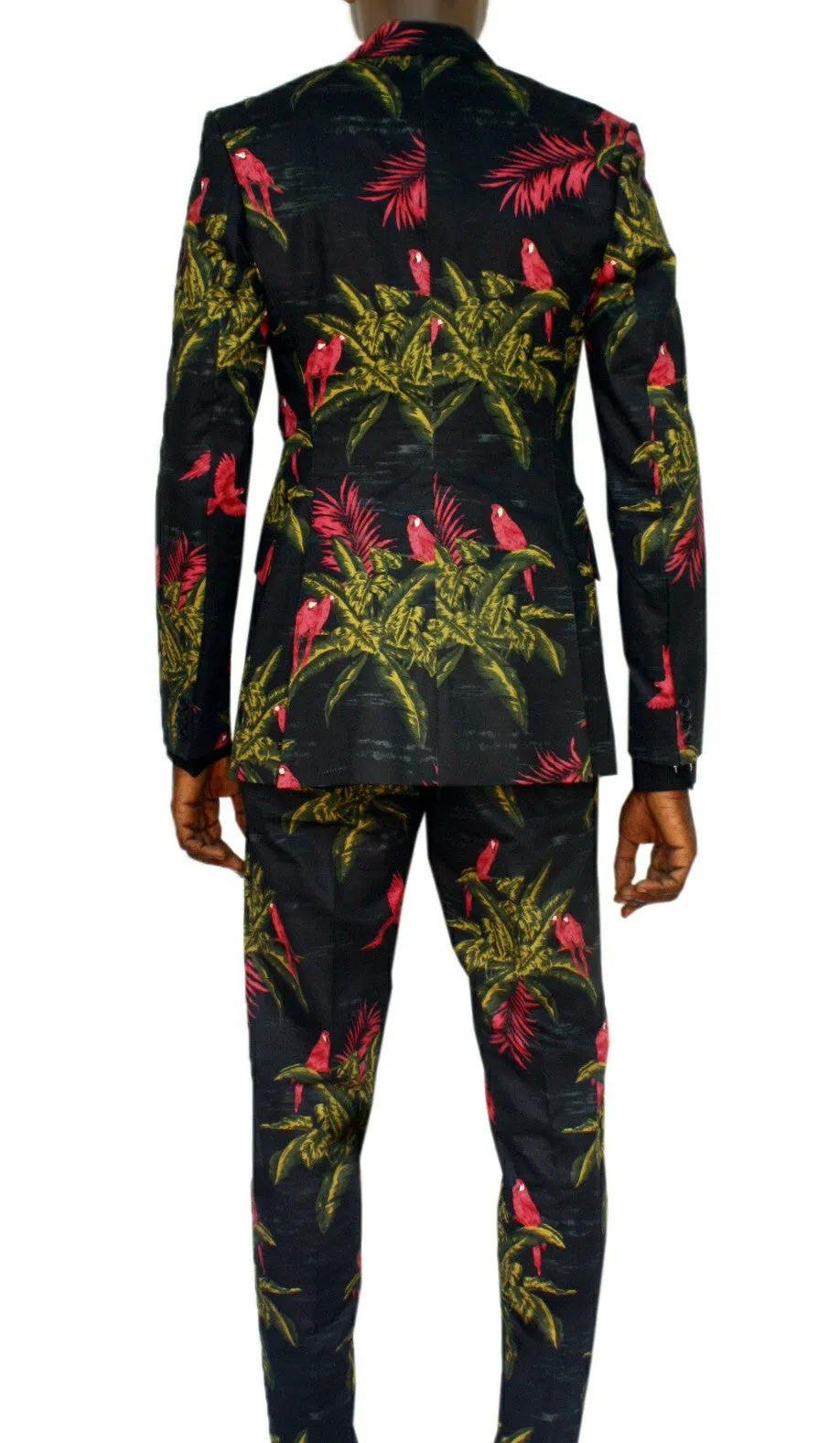 Kamsi TCharles LLAG Men Suit