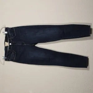 L'agence jeans