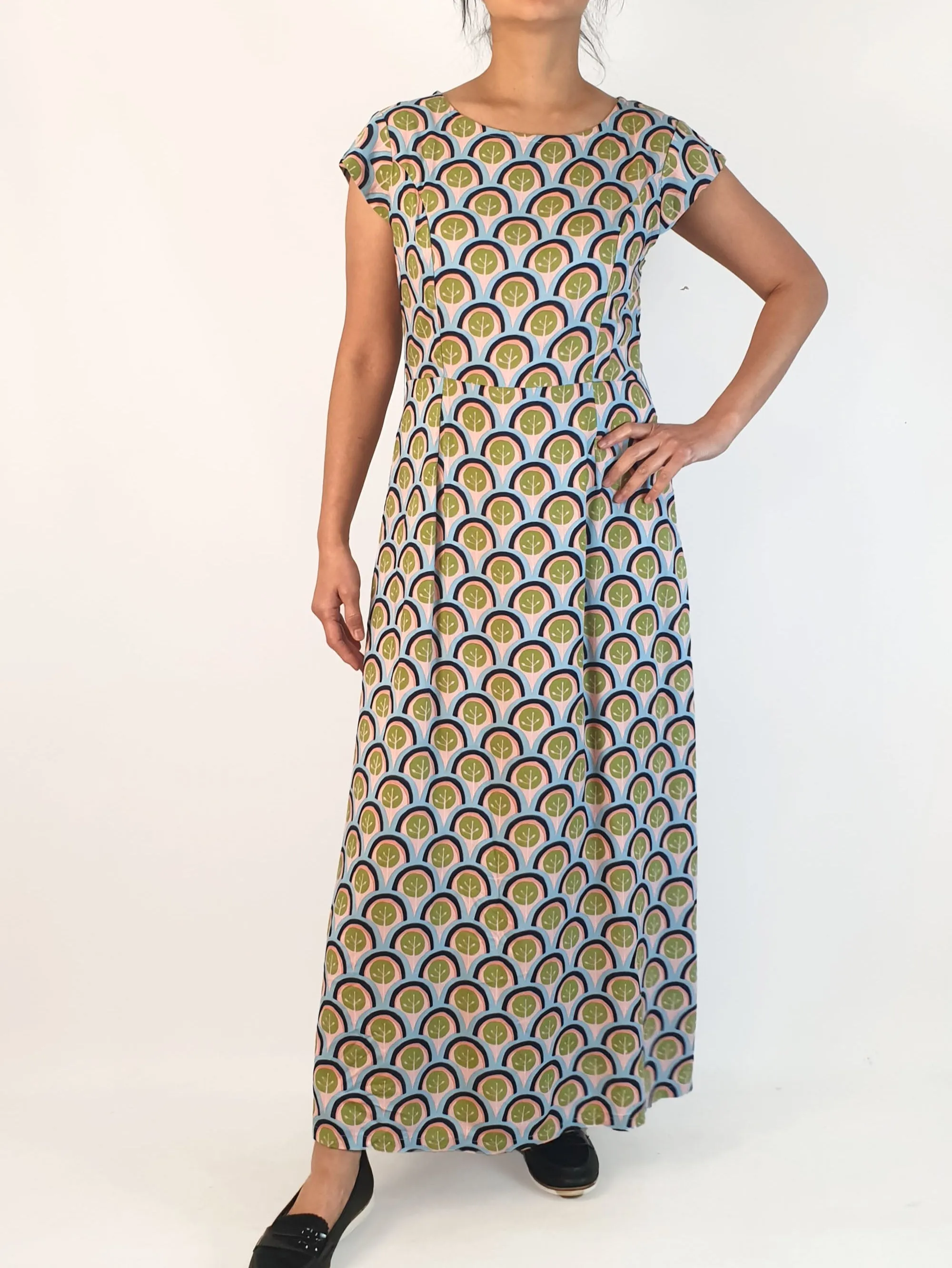 Leonard St blue-based unique print dress size 10