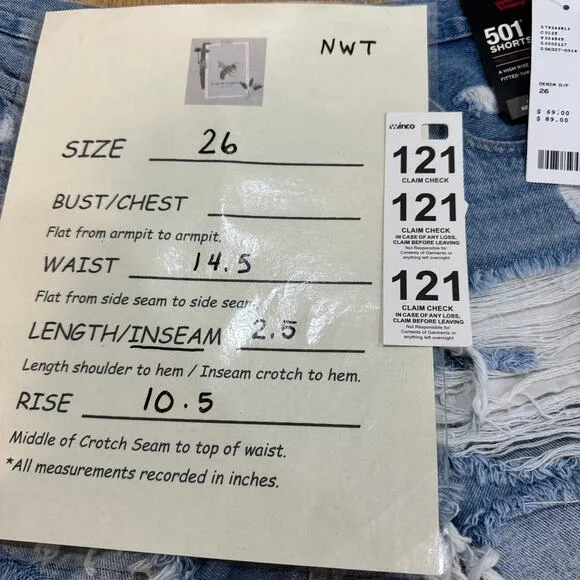LEVI'S  x URBAN OUTFITTERS 501 Jean Shorts Size 26 NWT Distressed Denim Cutoffs