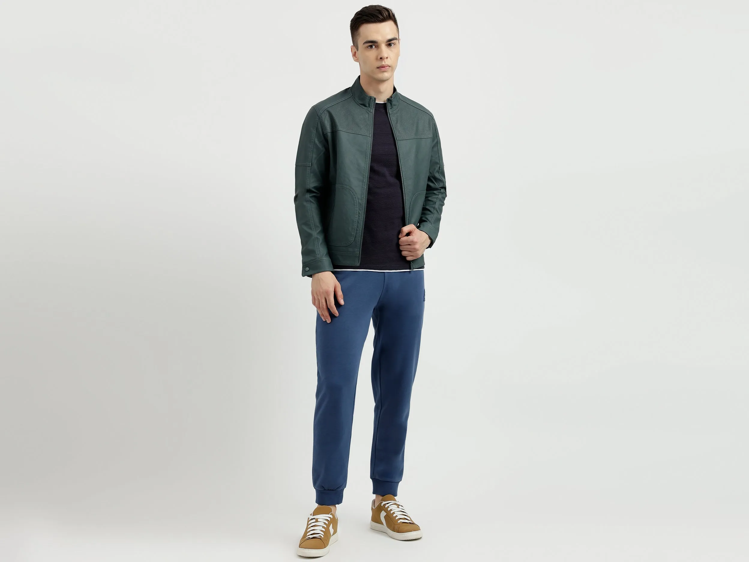Men's Regular Fit Band Collar Textured Jacket