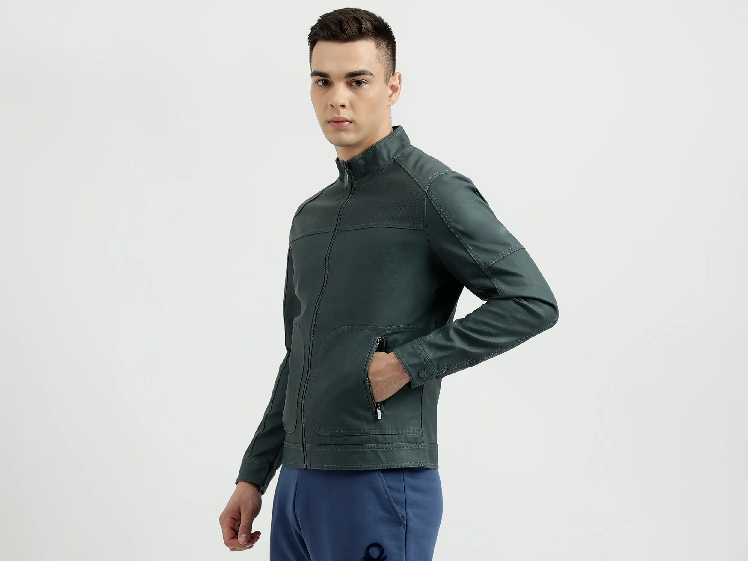 Men's Regular Fit Band Collar Textured Jacket