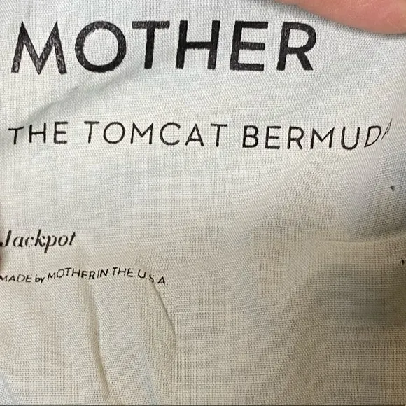 MOTHER The Tomcat Bermuda Jean Shorts 24