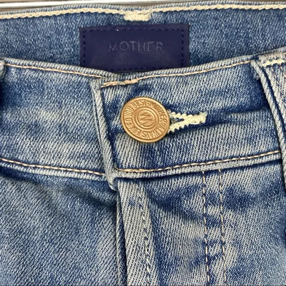 MOTHER The Tomcat Bermuda Jean Shorts 24