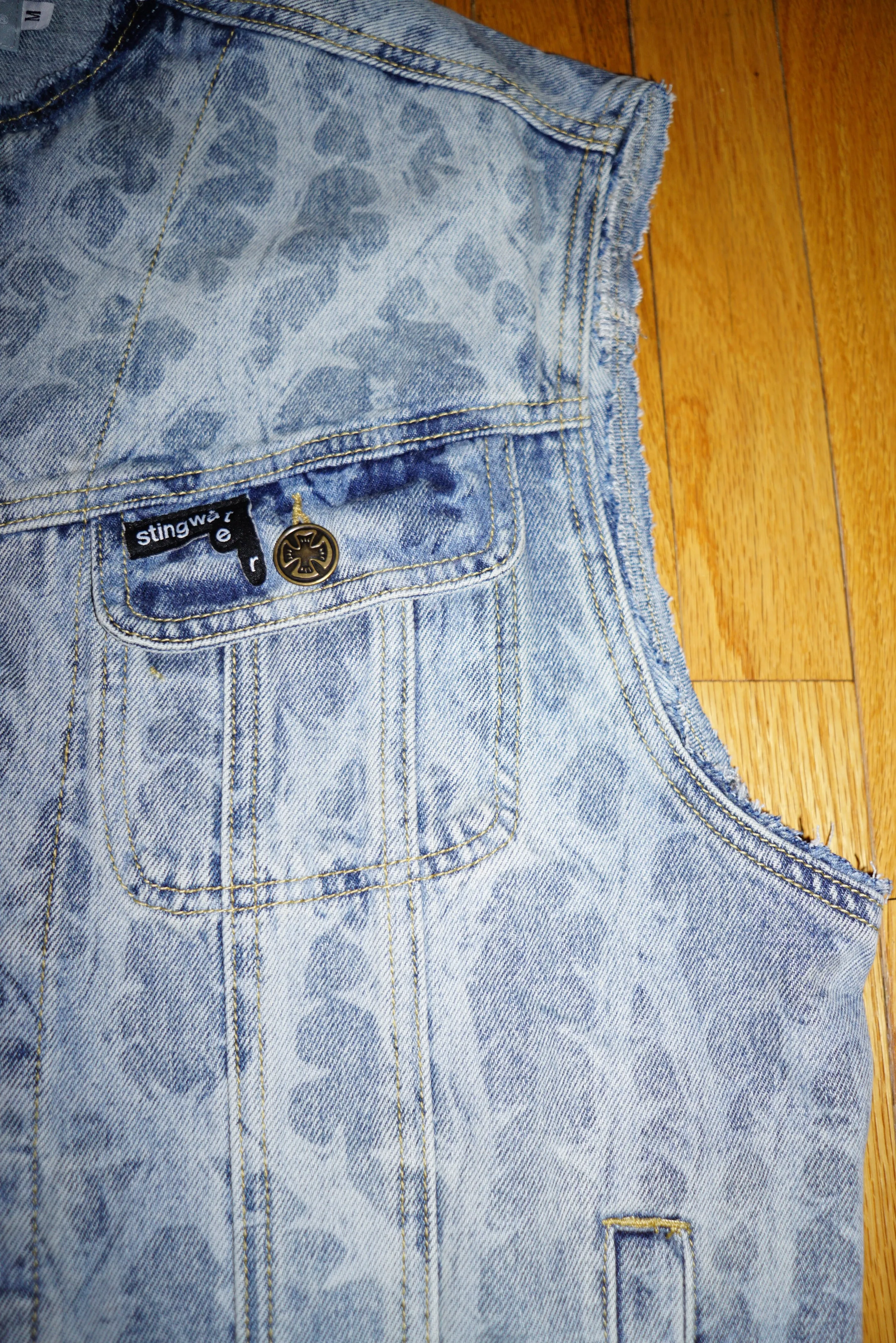 Moto Denim Vest Unchained Blue Thorn