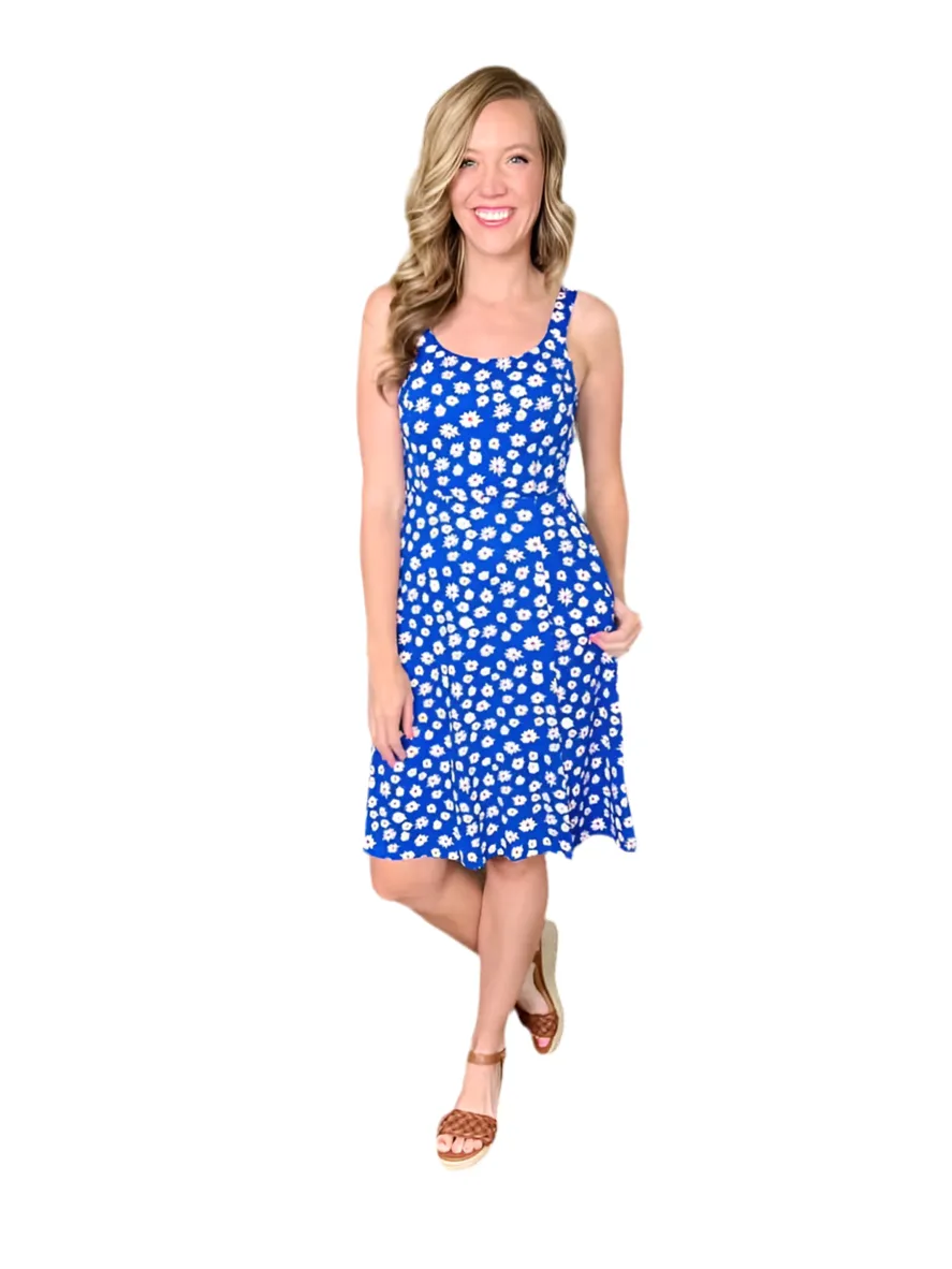 Navy - Blue White Small Daisies