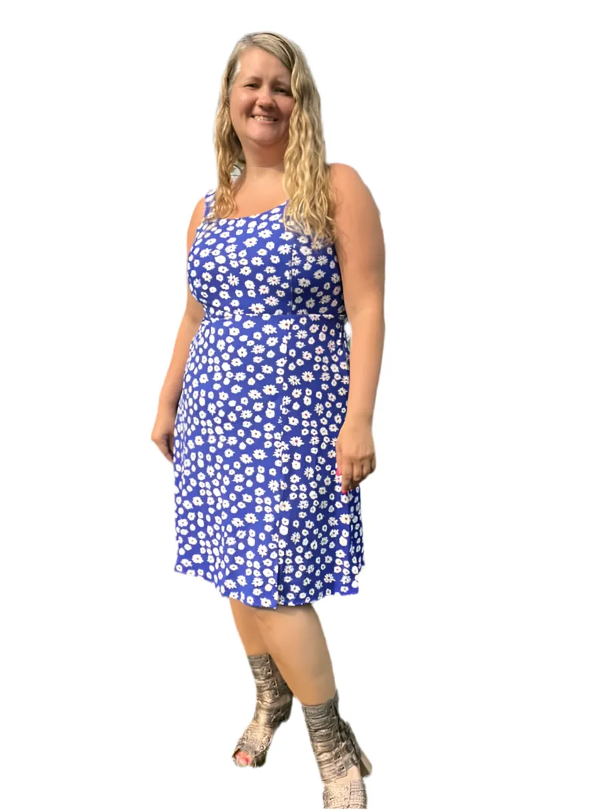 Navy - Blue White Small Daisies