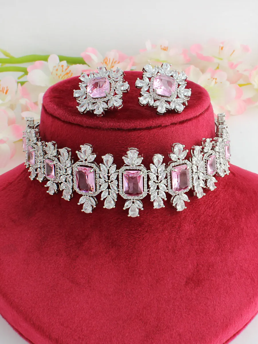 Naysha Choker Necklace Set