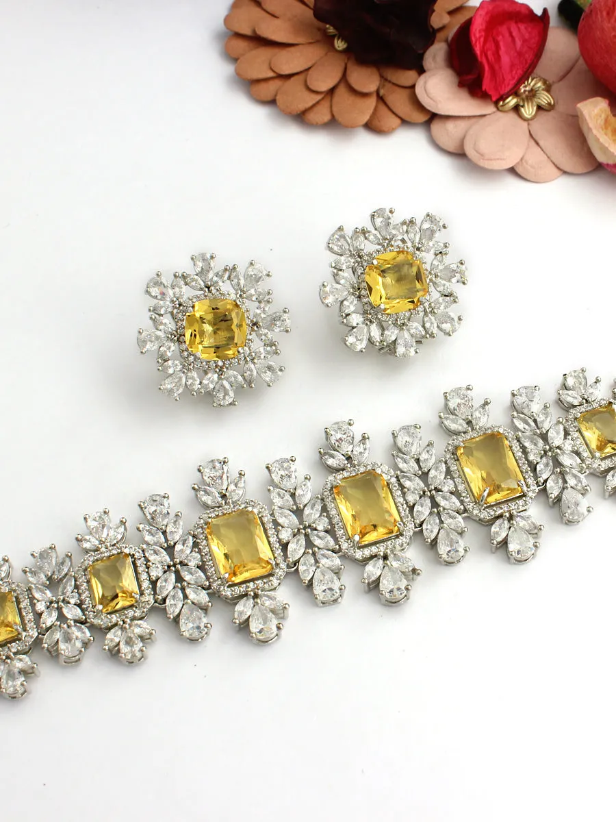 Naysha Choker Necklace Set