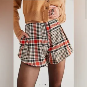 NEW FREE PEOPLE Camel Beige Plaid Shorts 4