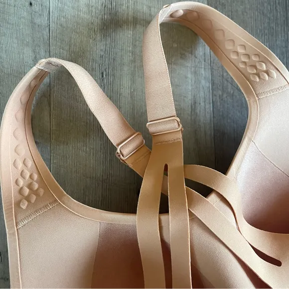 New Lululemon AirSupport Bra Warm Apricot Sports Bra