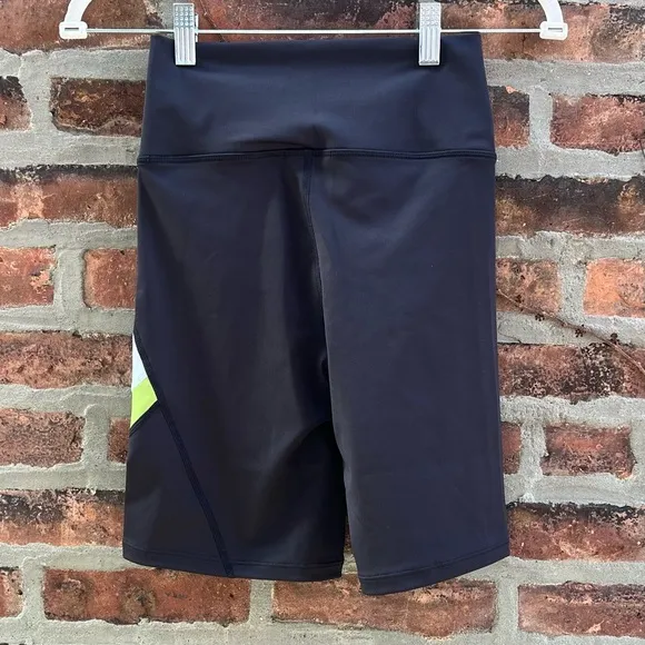 NEW Size Medium Bandier P.E. Nation Sprint Time High Rise Black Crossover Short