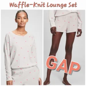 💕NWT‼️ GAP brand Waffle-Knit Long Sleeve &amp; Shorts Lounge Set