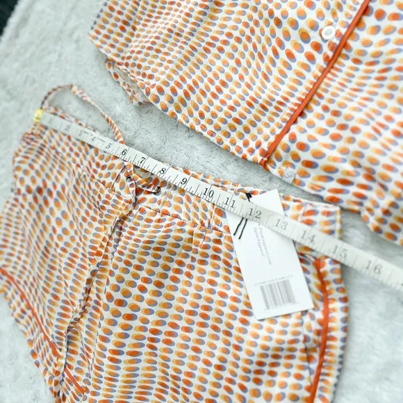 NWT- PLUSH x Free People SILKY OP ART LONG SLEEVE   SHORTS PJ SET WITH EYE MASK