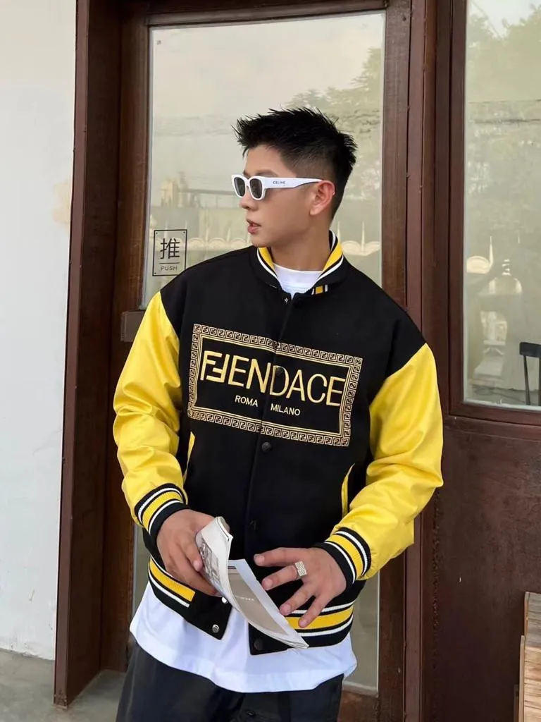 Original high end Quality Jackets Available For Men