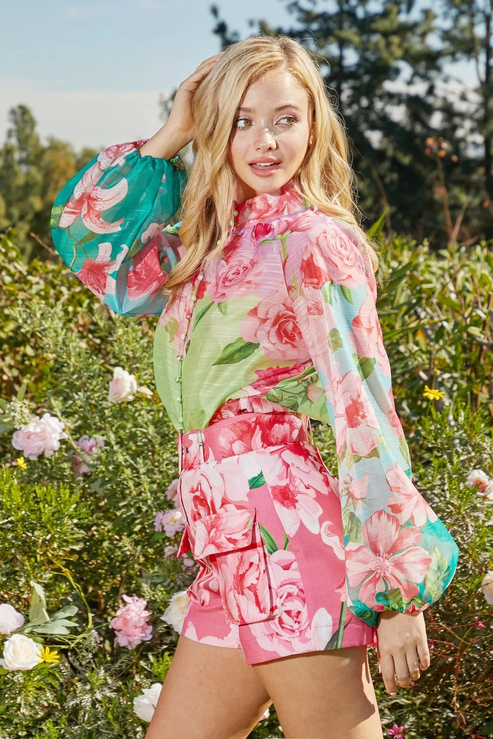 PINK AND GREEN BLOUSE AND SHORT SET